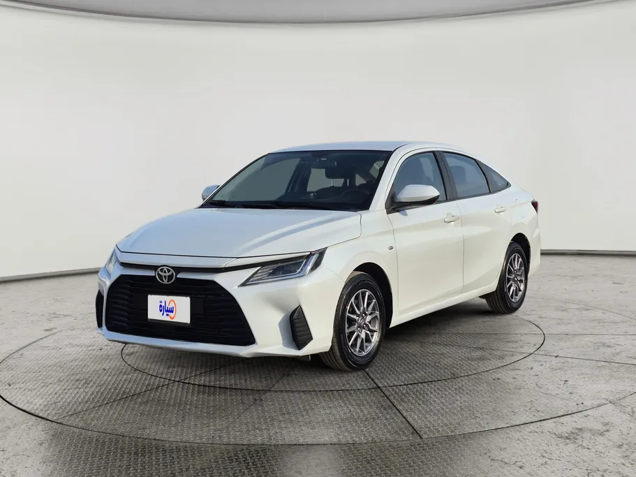 2024 Toyota Yaris  Y 