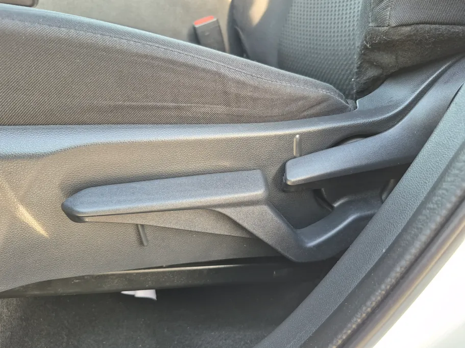 2024 Toyota Yaris  Y 