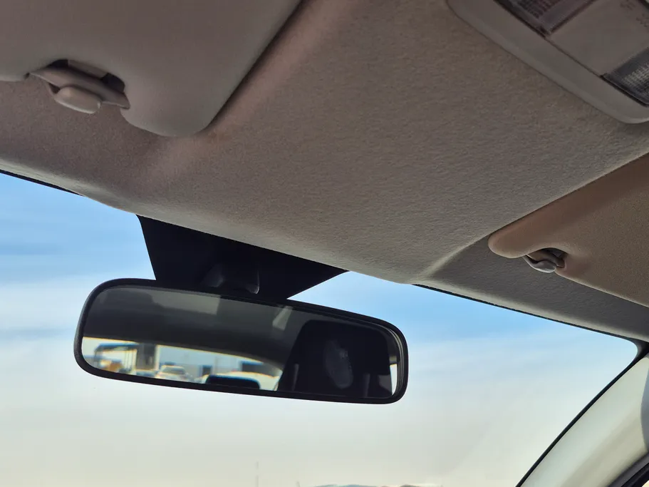 2024 Toyota Yaris  Y 