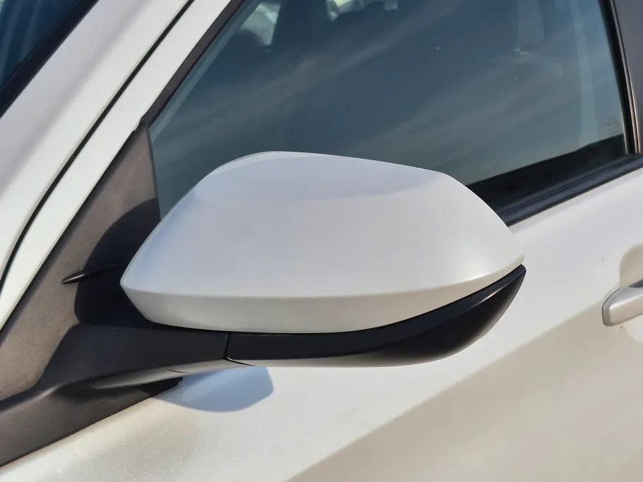 2024 Toyota Yaris  Y 