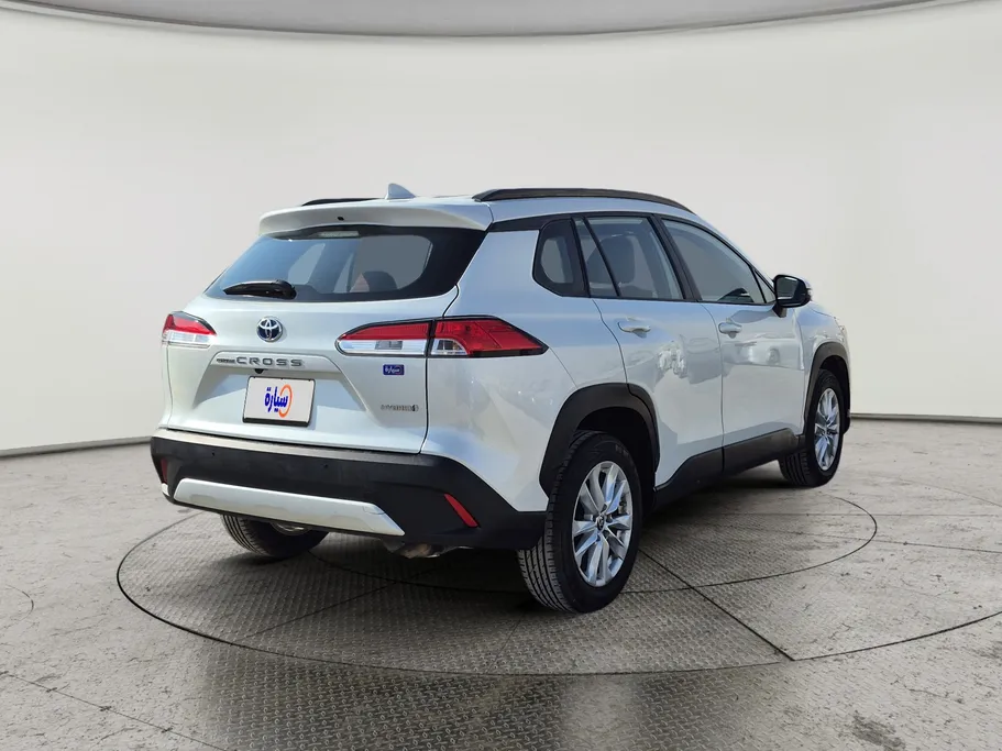 تويوتا كورولا كروس XLE 2024 