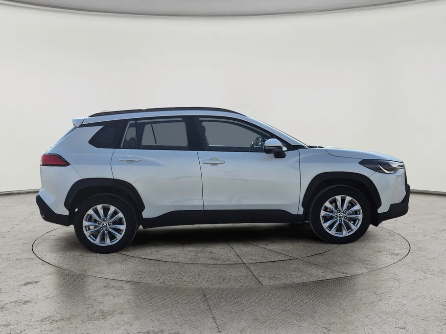 تويوتا كورولا كروس XLE 2024 