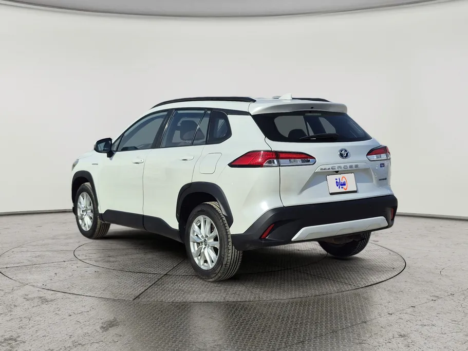 تويوتا كورولا كروس XLE 2024 