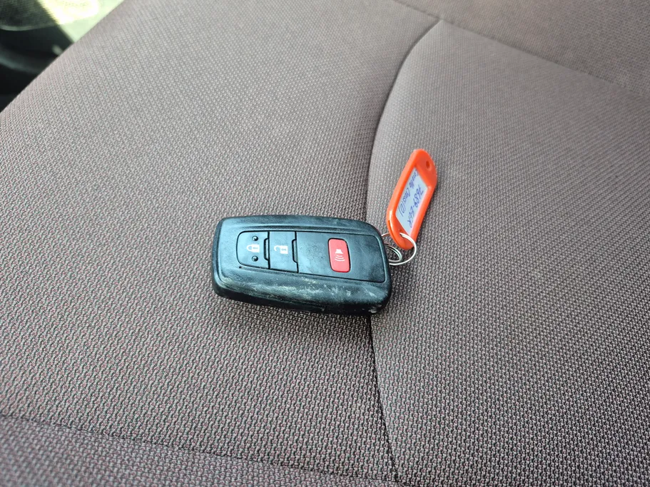 تويوتا كورولا كروس XLE 2024 