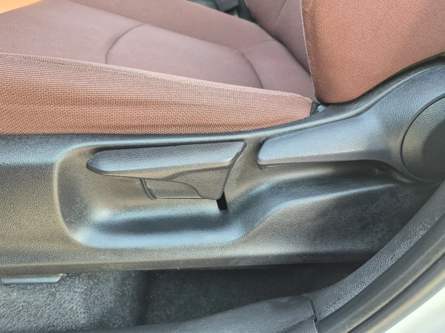 تويوتا كورولا كروس XLE 2024 