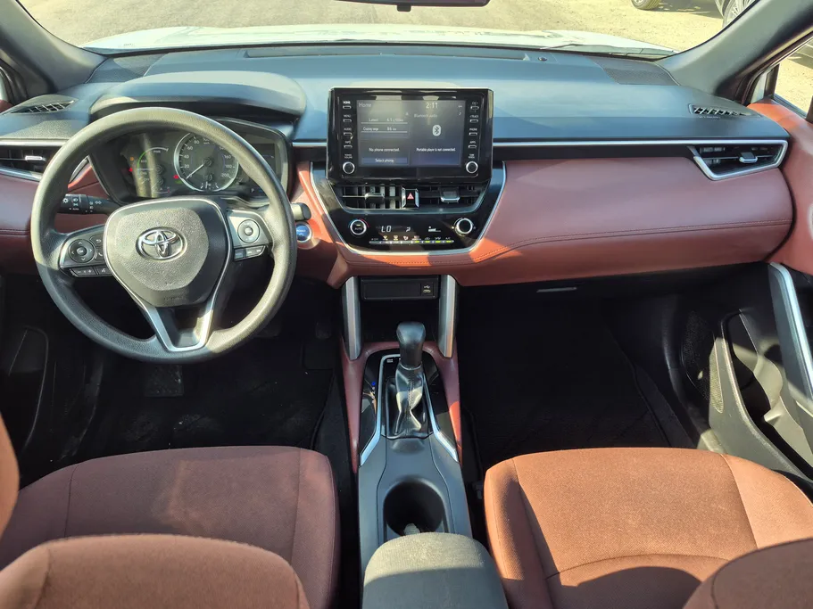 تويوتا كورولا كروس XLE 2024 