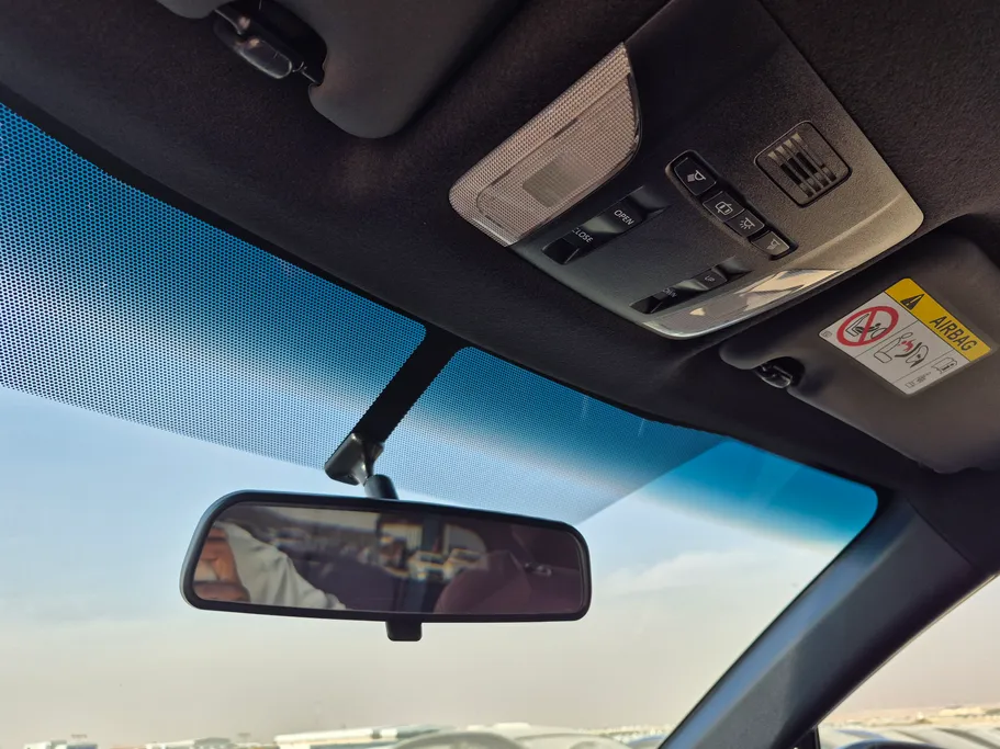 تويوتا كورولا كروس XLE 2024 