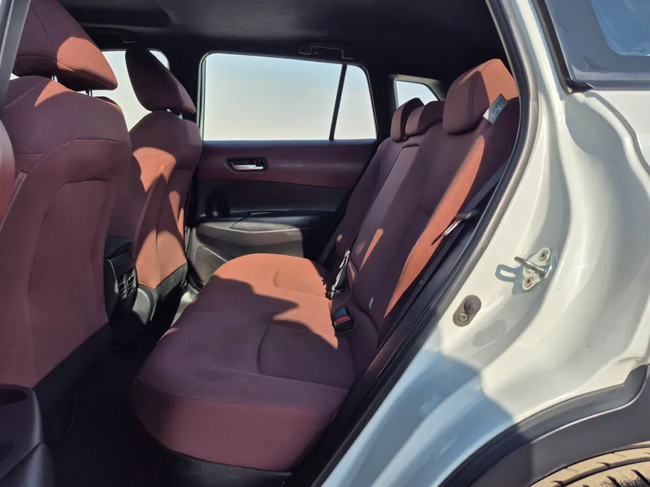 تويوتا كورولا كروس XLE 2024 