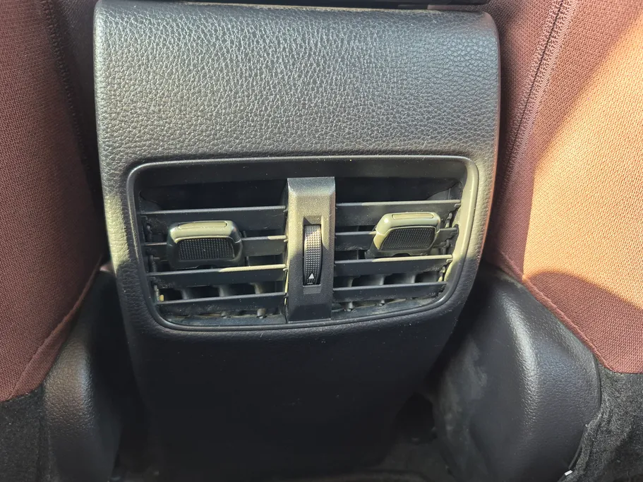 تويوتا كورولا كروس XLE 2024 