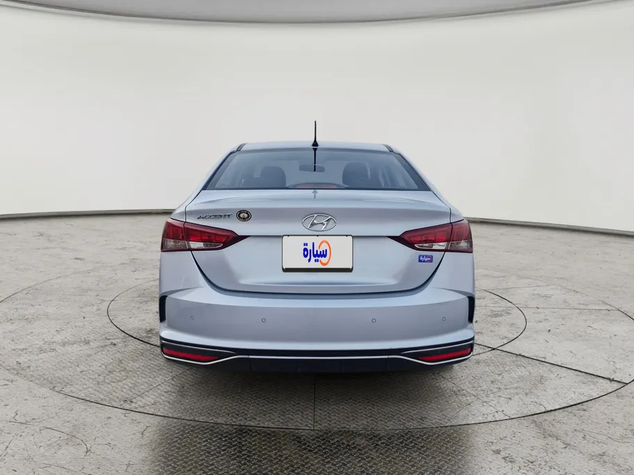 هيونداي اكسنت سمارت 2023 