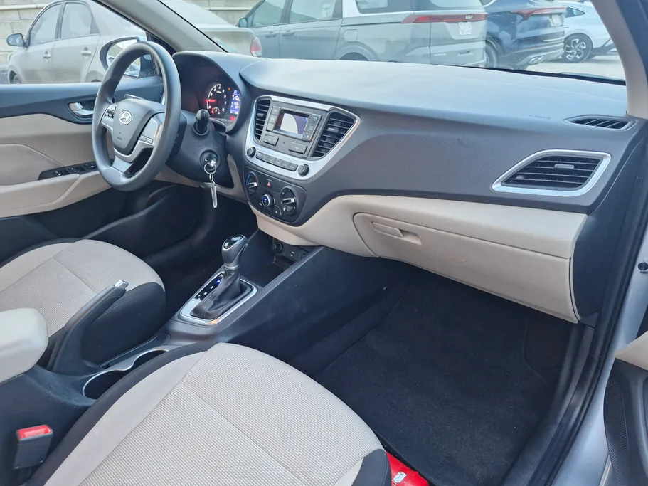 2023 Hyundai Accent Smart 