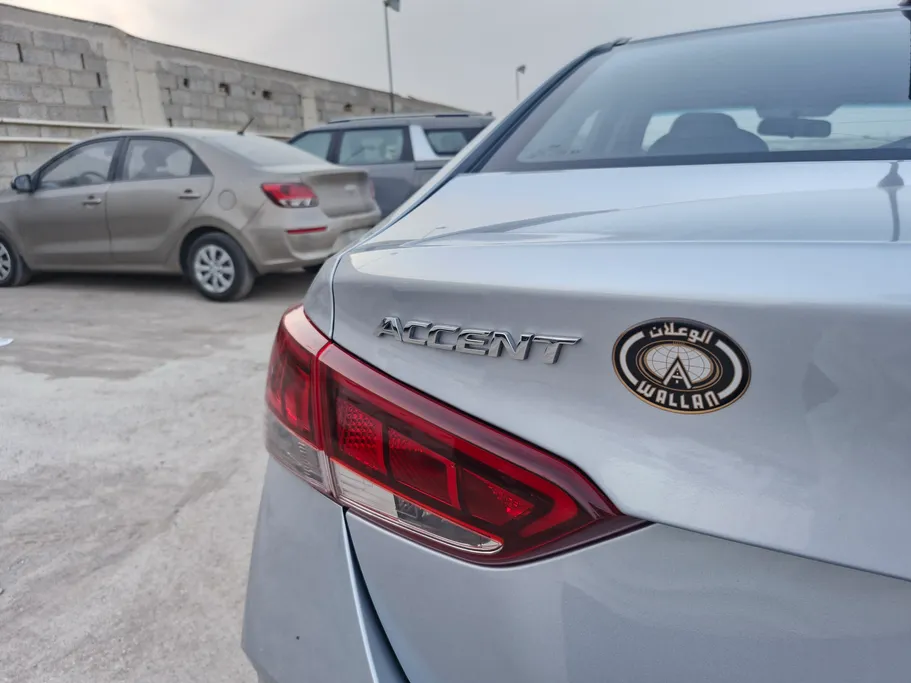 2023 Hyundai Accent Smart 