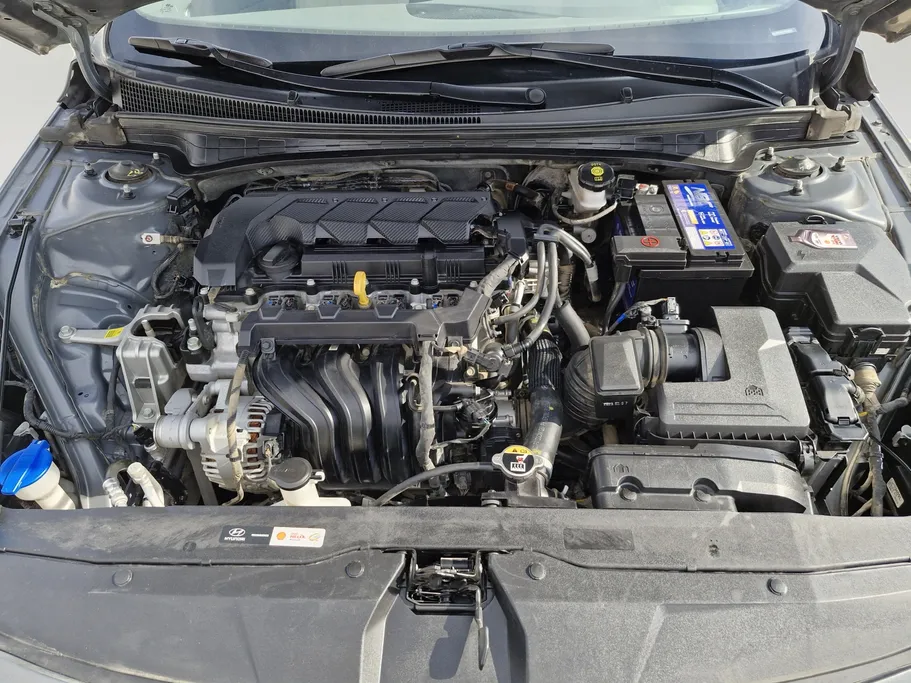 2023 Hyundai Elantra Smart 