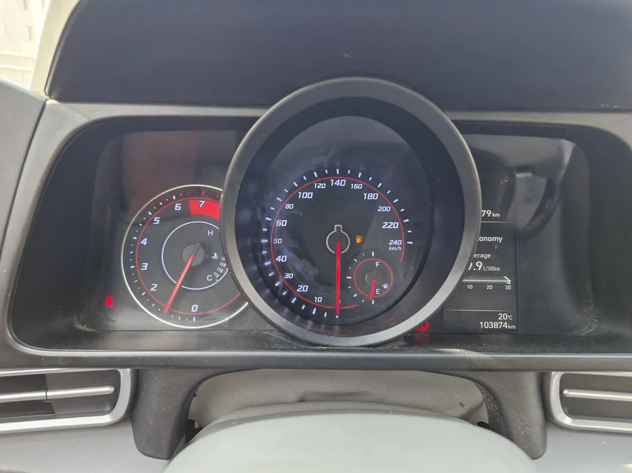 2023 Hyundai Elantra Smart 