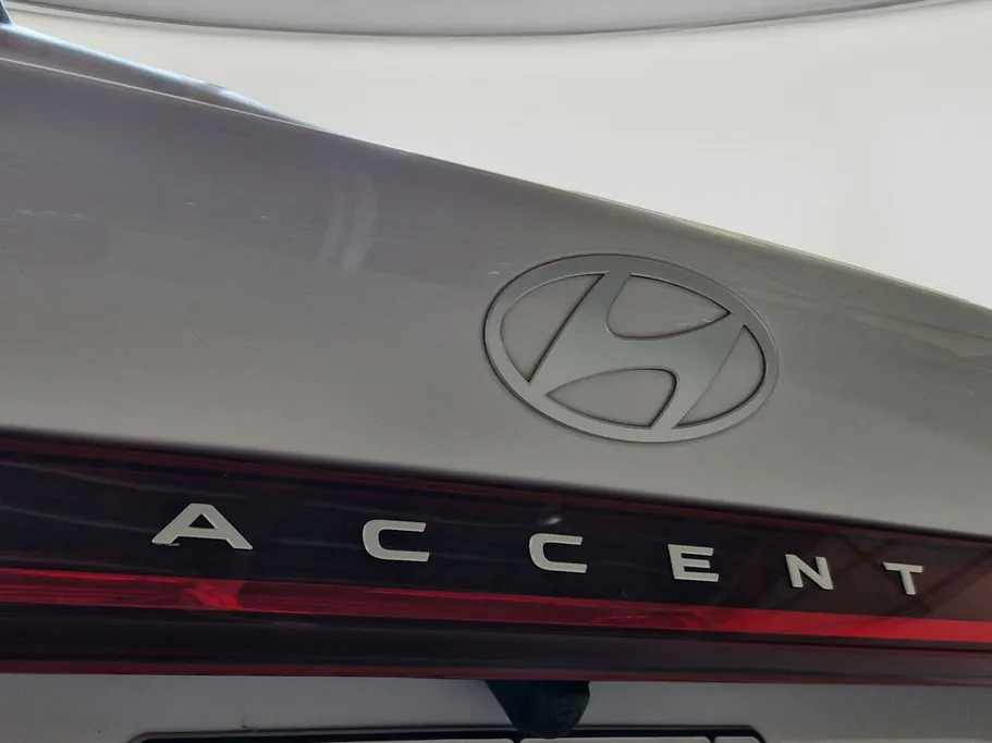 هيونداي اكسنت سمارت 2024 