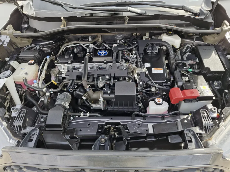 تويوتا كورولا كروس XLE HEV 2024 