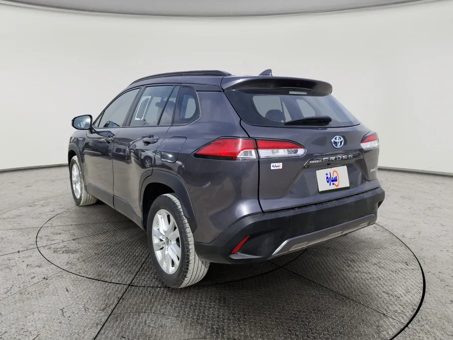 تويوتا كورولا كروس XLE HEV 2024 