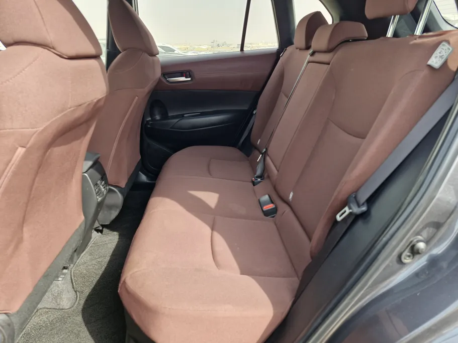 تويوتا كورولا كروس XLE HEV 2024 