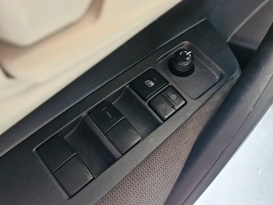 تويوتا كورولا XLI 2022 