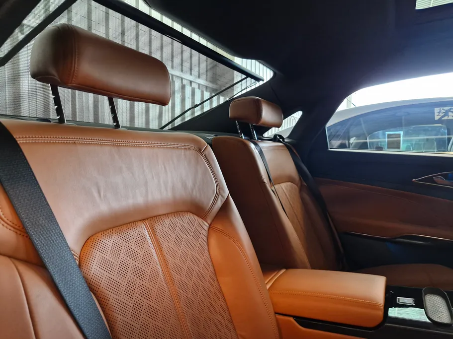 2021 Ford Taurus Titanium 