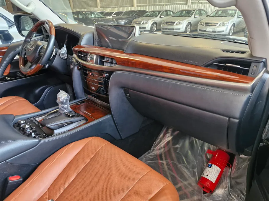 لكزس LX 570 S Sport 2019 