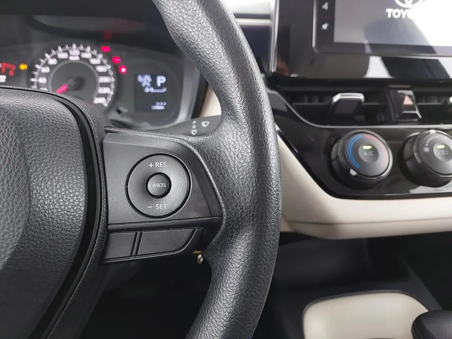 تويوتا كورولا XLI 2023 