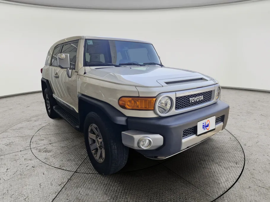تويوتا اف جي FJ Cruiser 2022 