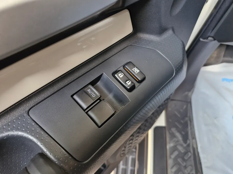 تويوتا اف جي FJ Cruiser 2022 