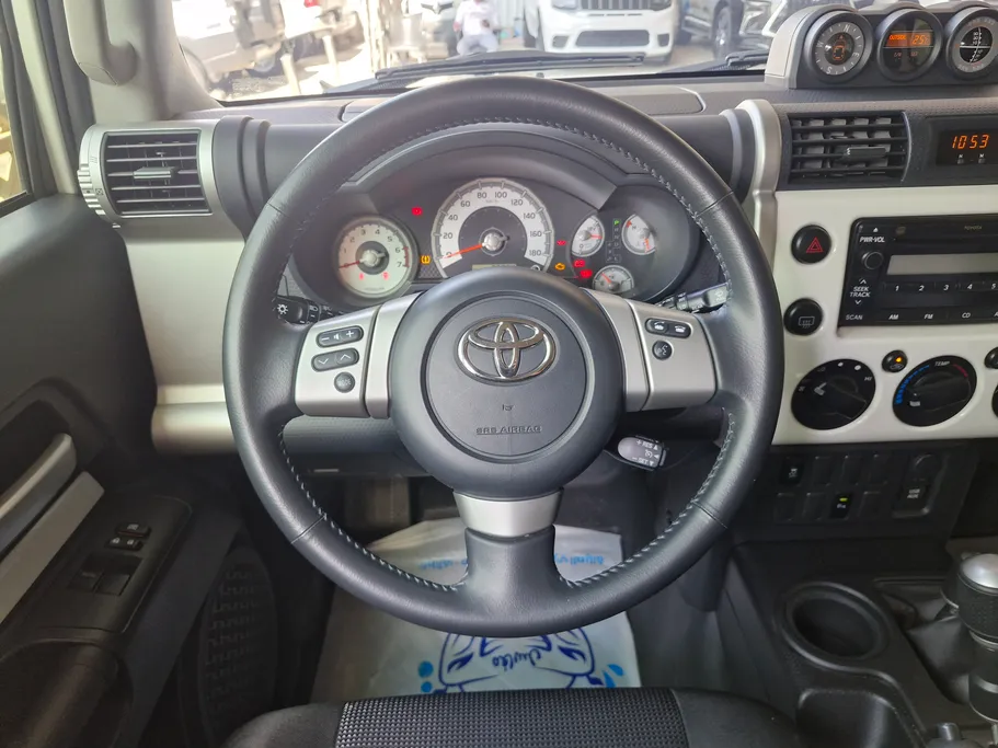 تويوتا اف جي FJ Cruiser 2022 