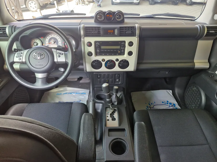 تويوتا اف جي FJ Cruiser 2022 