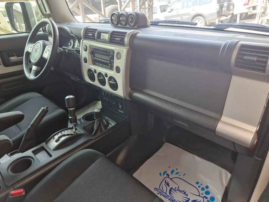 تويوتا اف جي FJ Cruiser 2022 