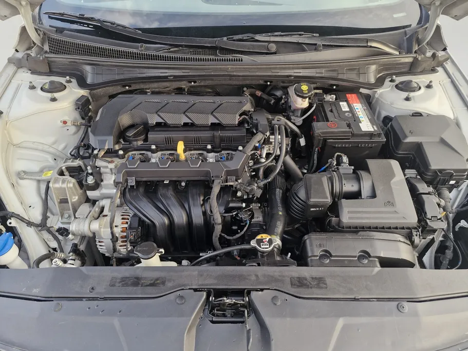 2023 Hyundai Elantra Smart 