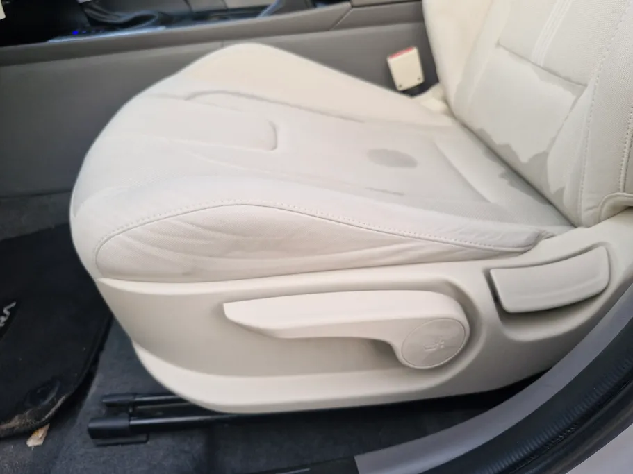 2023 Hyundai Elantra Smart 