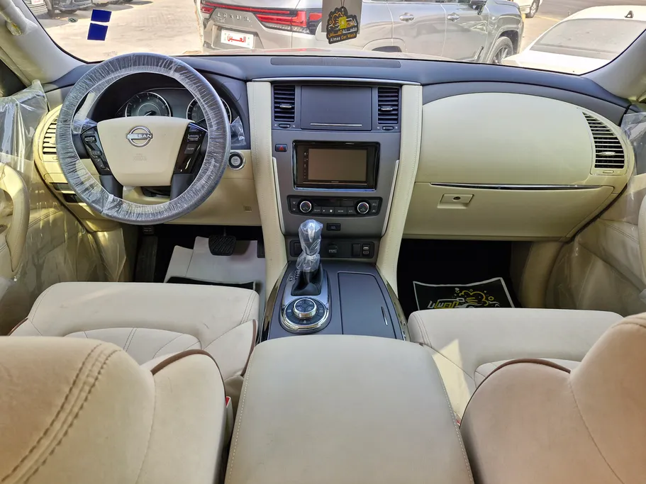 2024 Nissan Patrol SE 