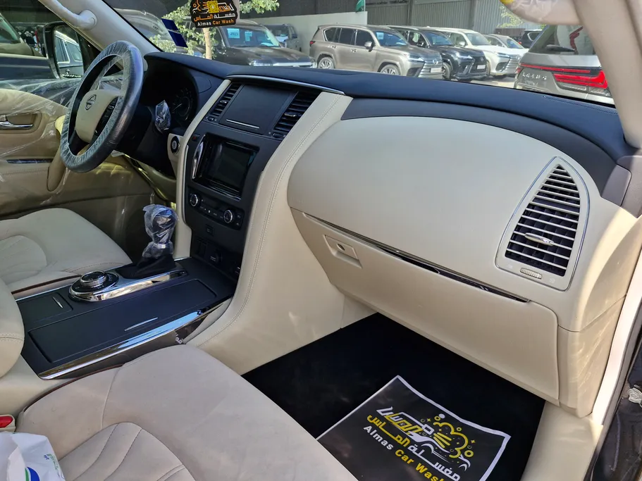 2024 Nissan Patrol SE 