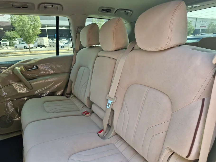 2024 Nissan Patrol SE 