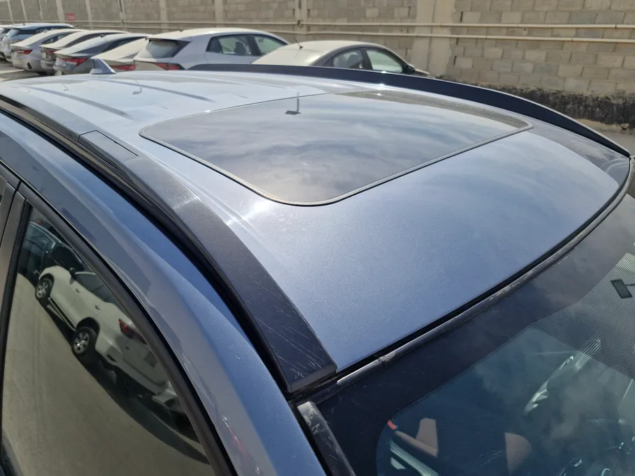 تويوتا كورولا كروس XLE HEV 2024 