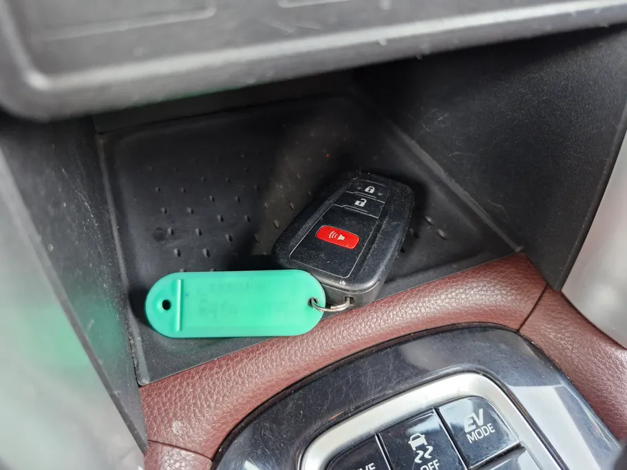 تويوتا كورولا كروس XLE HEV 2024 