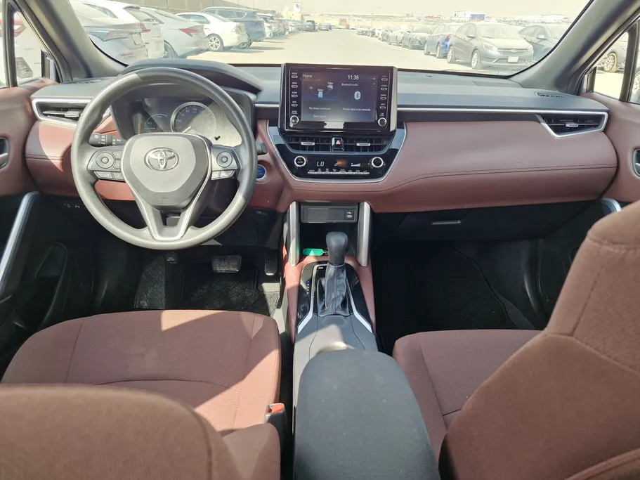 تويوتا كورولا كروس XLE HEV 2024 