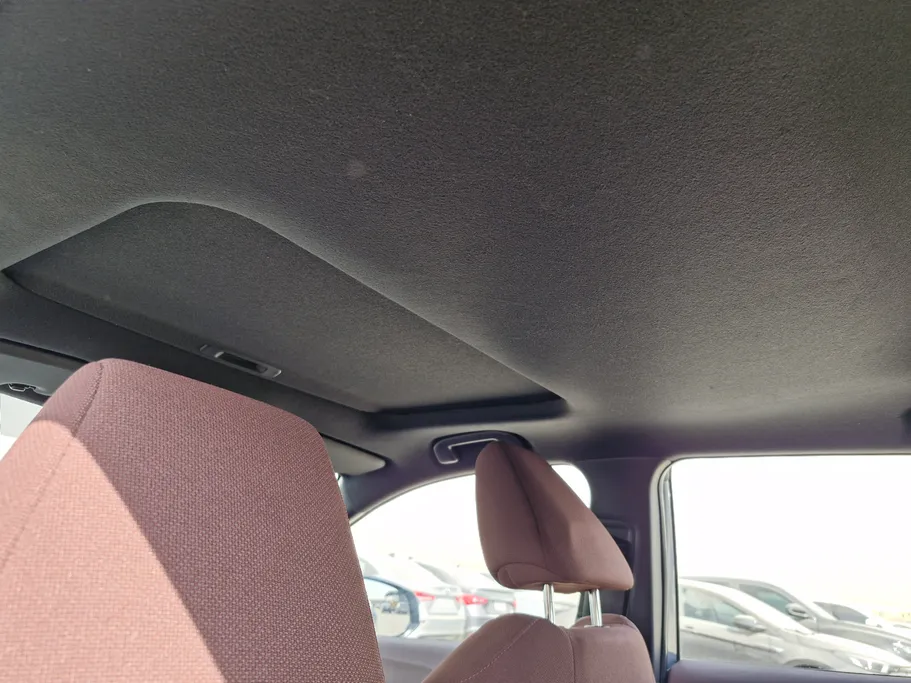 تويوتا كورولا كروس XLE HEV 2024 