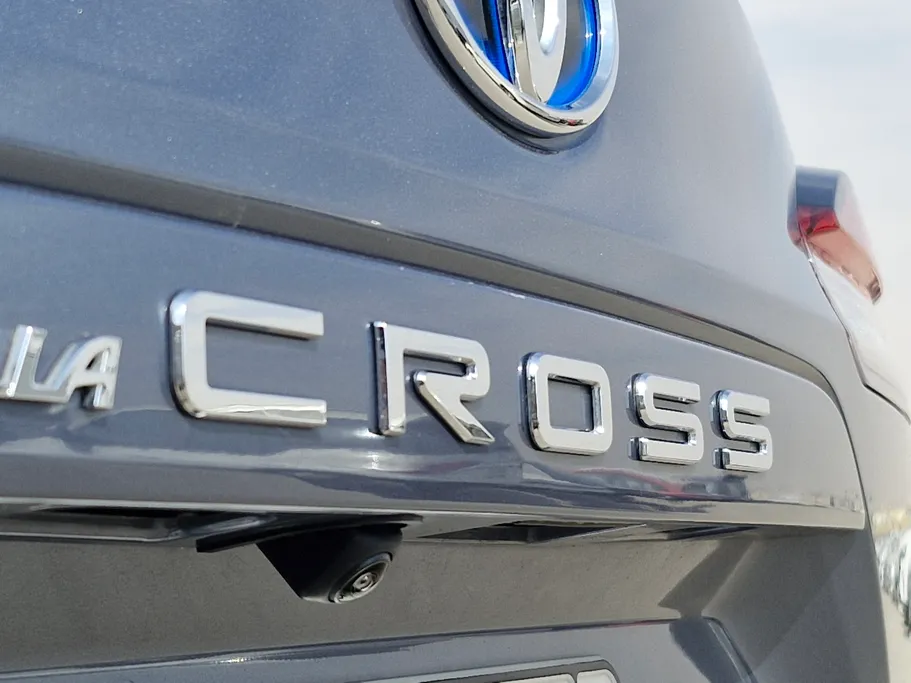 تويوتا كورولا كروس XLE HEV 2024 