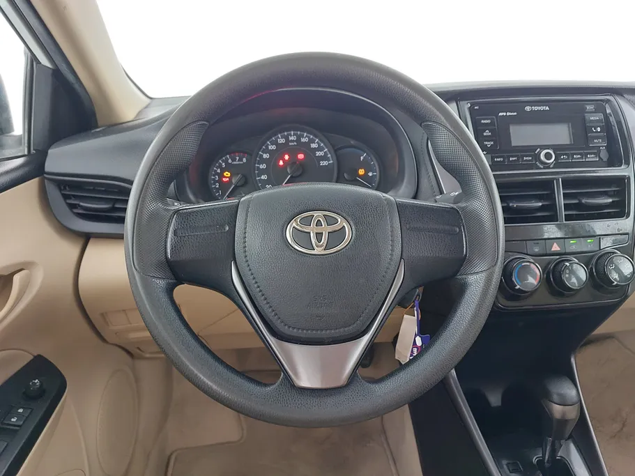 تويوتا يارس Y 2022 