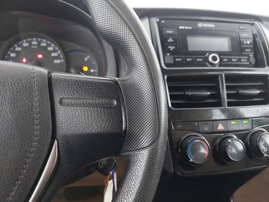 تويوتا يارس Y 2022 