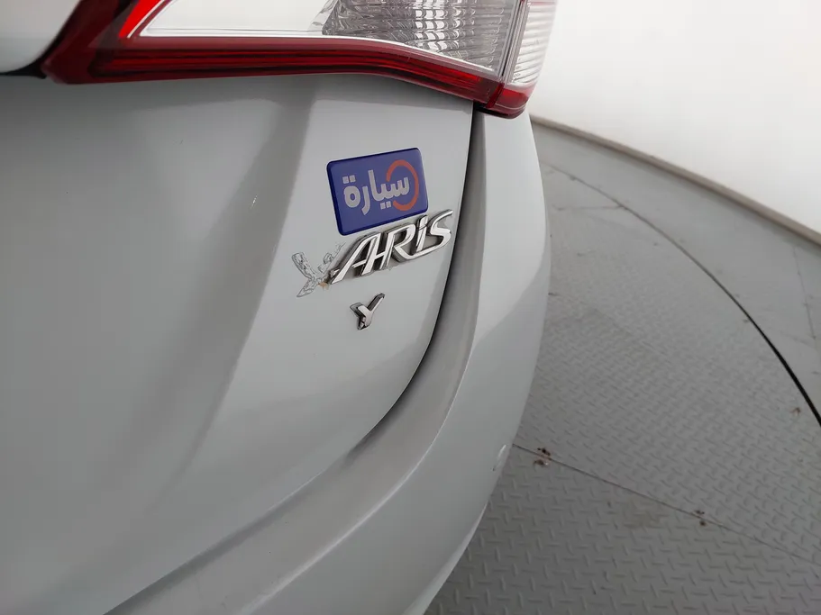 تويوتا يارس Y 2022 