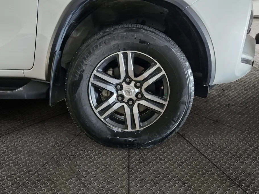 2023 Toyota Fortuner VX 