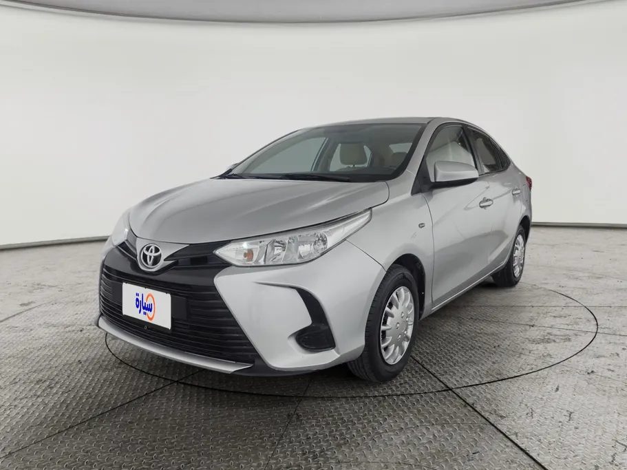 2021 Toyota Yaris  Y 