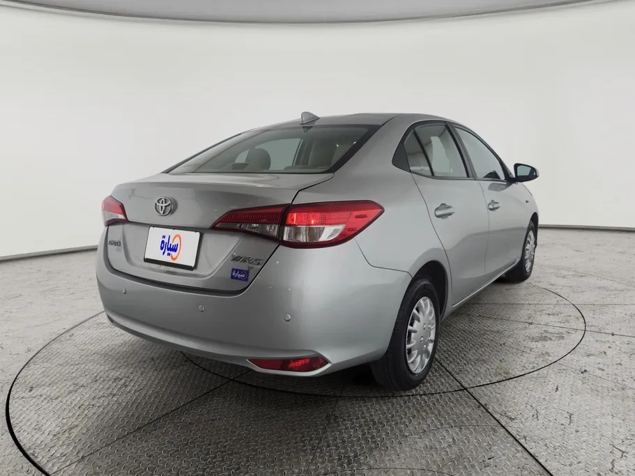 2021 Toyota Yaris  Y 