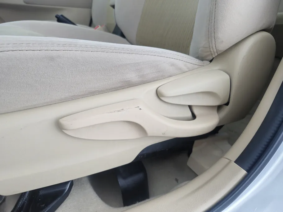 2021 Toyota Yaris  Y 