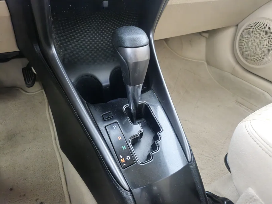 2021 Toyota Yaris  Y 