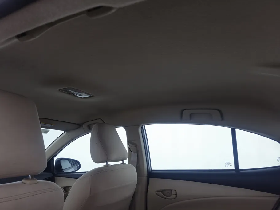 2021 Toyota Yaris  Y 